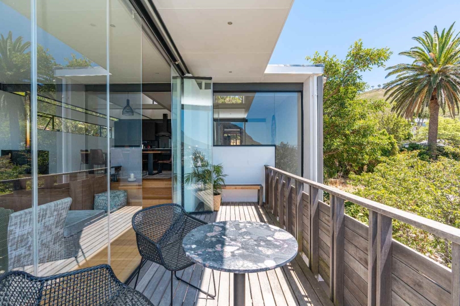 To Let 3 Bedroom Property for Rent in Tamboerskloof Western Cape